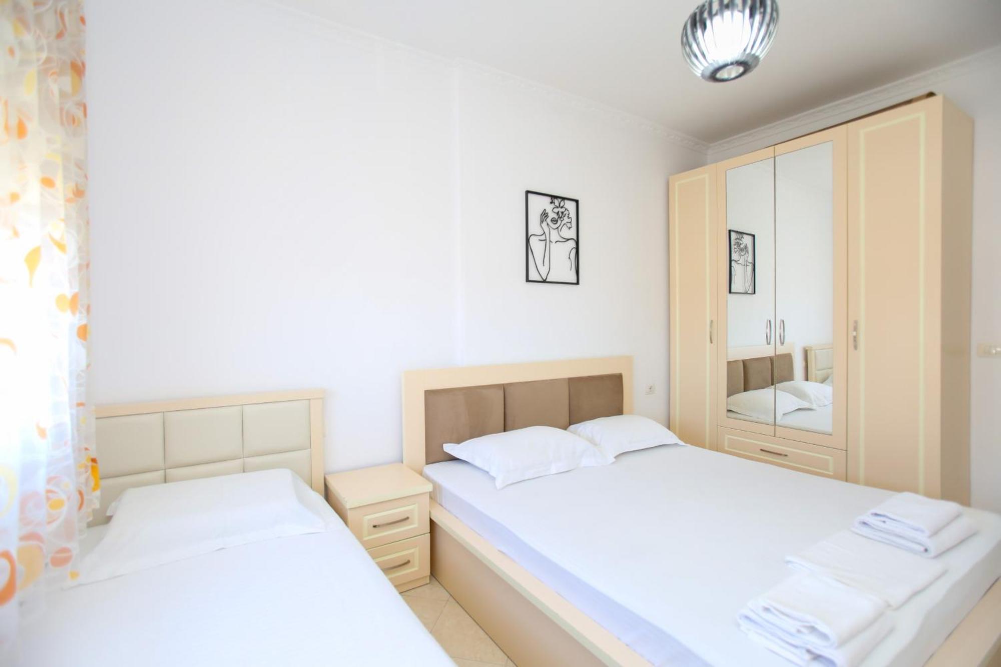 Seascape Apartments Vlorë מראה חיצוני תמונה